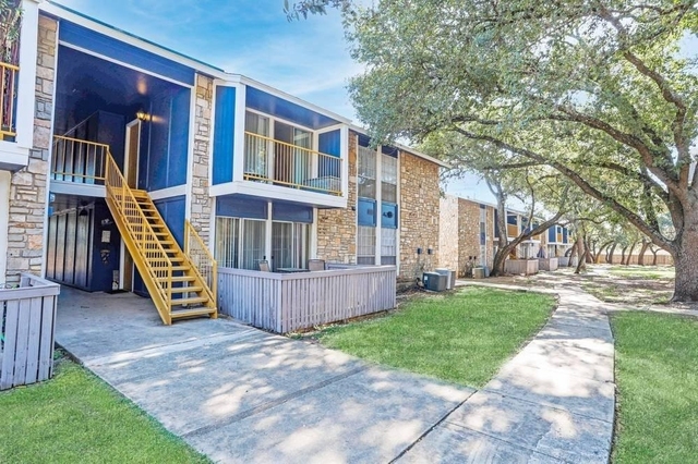 7026 Wurzbach Trace - Photo 1