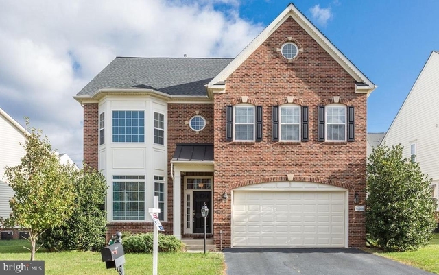 46046 Earle Wallace Circle - Photo 1