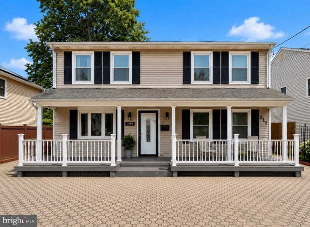 209 Main Street - Photo 1