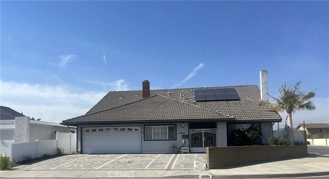 10485 La Sombra Avenue - Photo 1