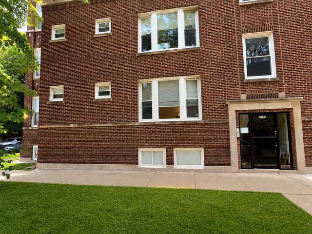 3105 W Argyle Street - Photo 1