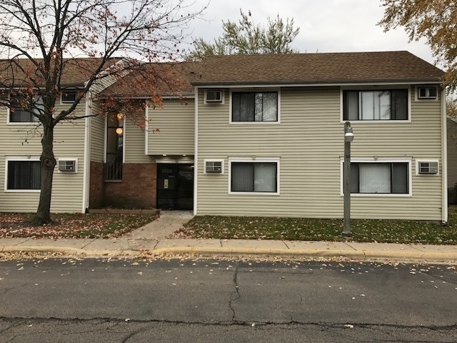3600 Bayside Drive - Photo 1