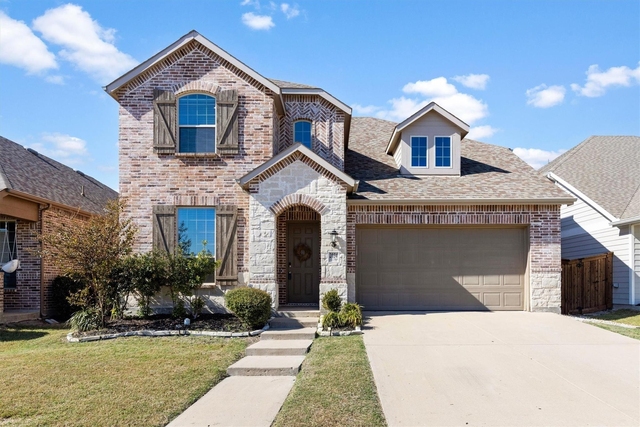 2034 Clearmist Way - Photo 1