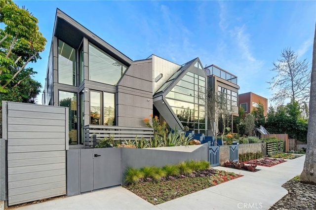 840 California Avenue - Photo 1