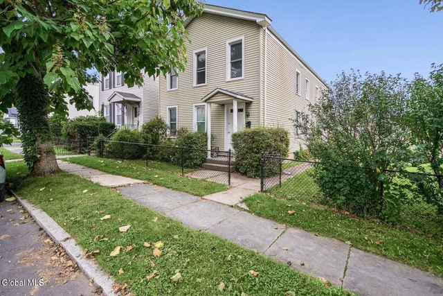 1324 6th Avenue - Photo 1