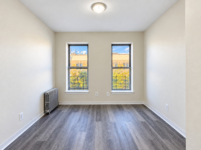 872 Bergen Street - Photo 1