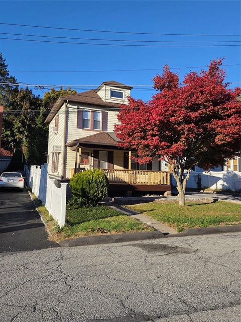 16 Pershing Avenue - Photo 1
