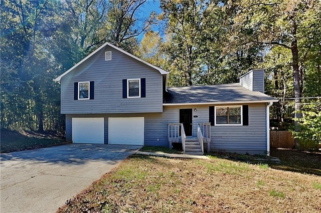 241 Fox Ridge Court - Photo 1