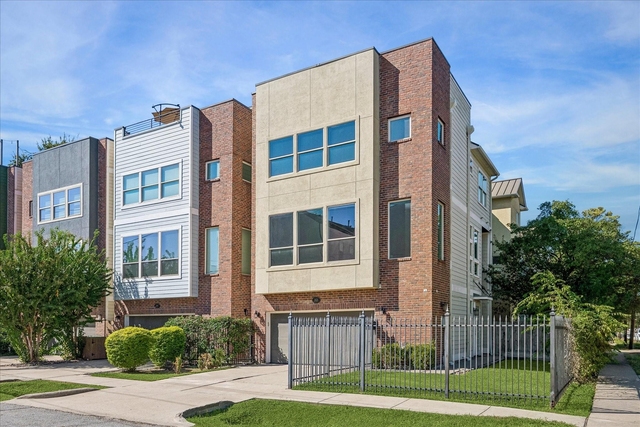 2121 Cohn Street - Photo 1