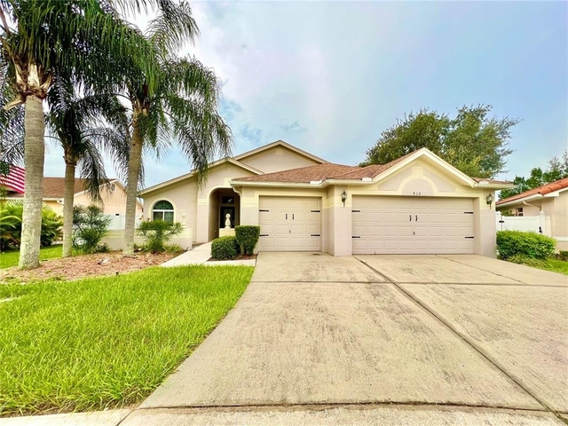 915 Tuscanny Street - Photo 1