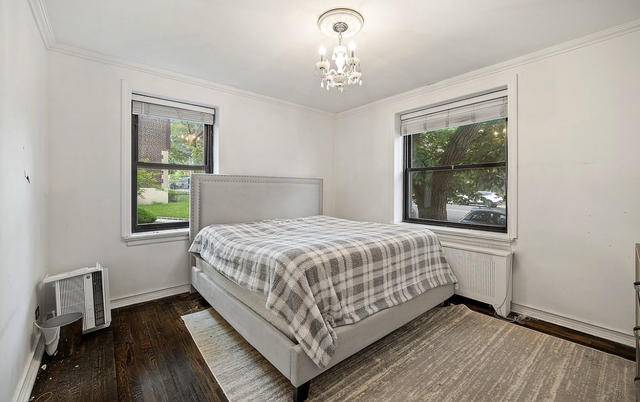 76-9 Ditmars Boulevard - Photo 1