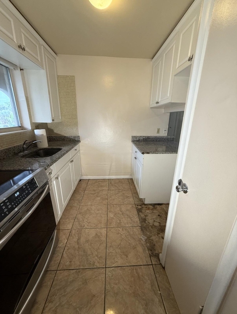 6074 Forest Hill Boulevard - Photo 1