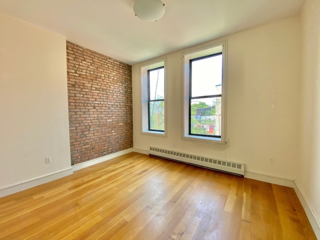 293 Irving Aveue - Photo 1